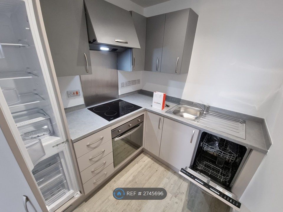 Property photo 3 of 8