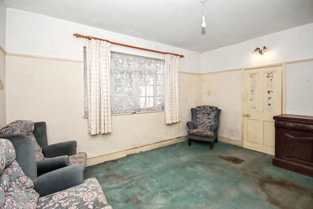 Property photo 3 of 19