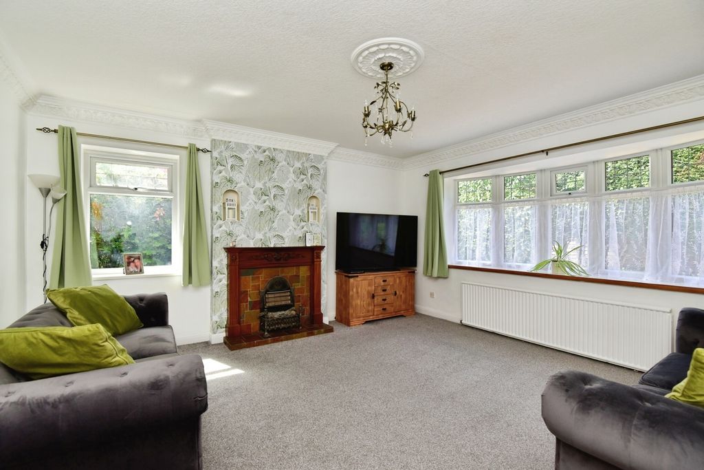 Property photo 3 of 42 Pbox-Img.Jpg