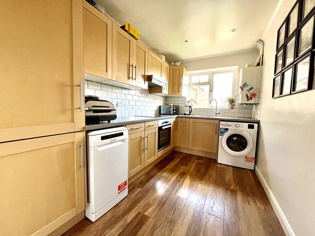 Property photo 3 of 9 Not Specified