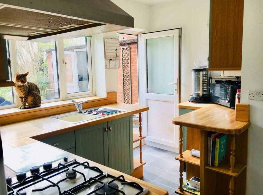 Property photo 2 of 17 Property