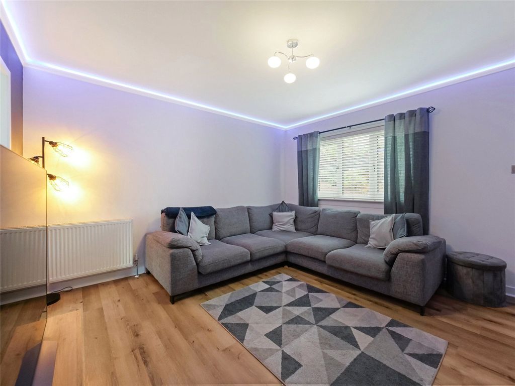 Property photo 2 of 15 Picture No. 03