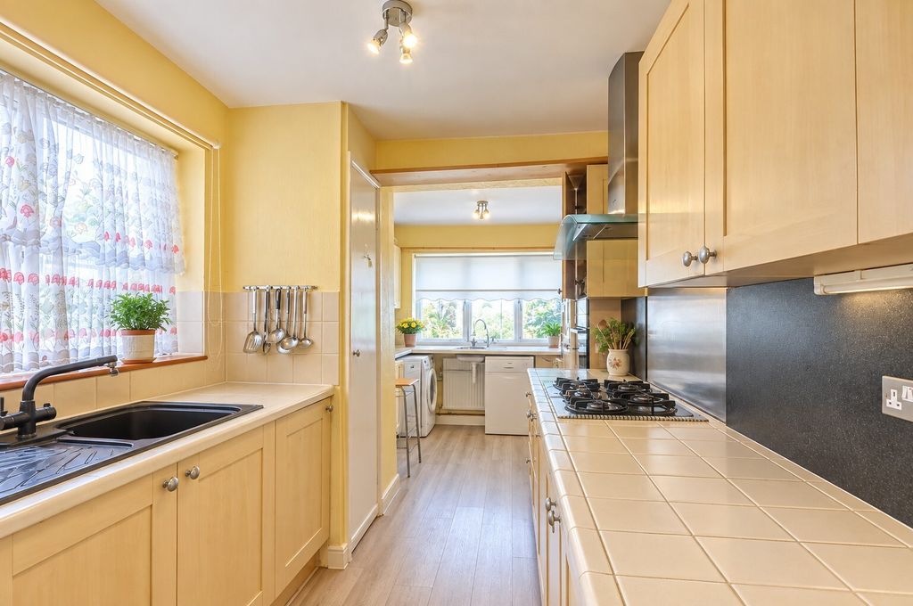 Property photo 3 of 10 Picture No. 06