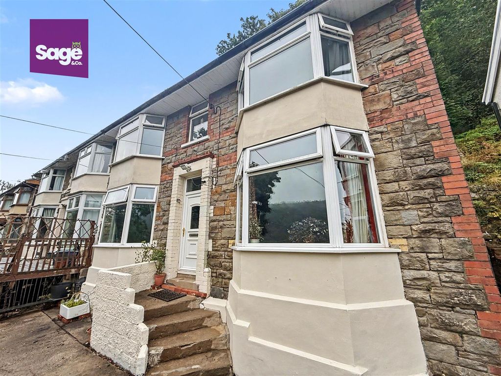 Property photo 1 of 35