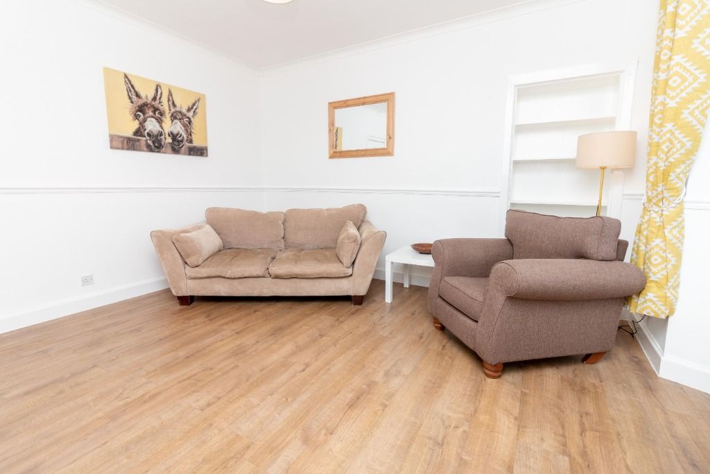 Property photo 2 of 10 Photo 2