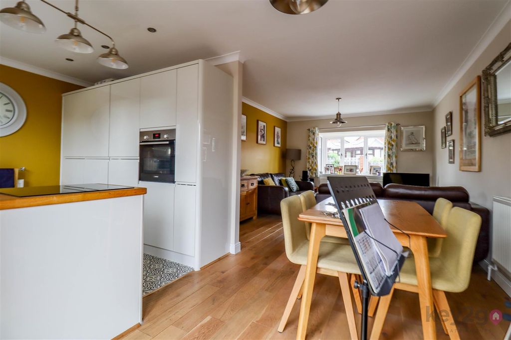 Property photo 2 of 21 Img_9103.Jpg