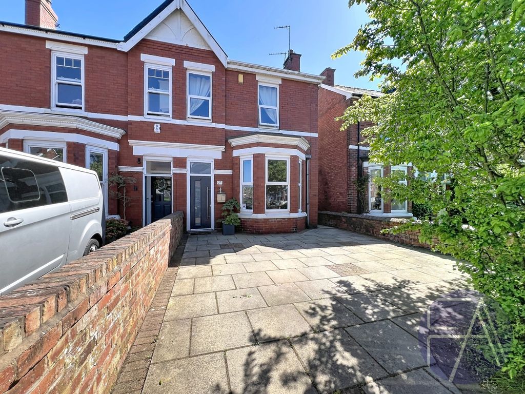 Property photo 1 of 14 5131691