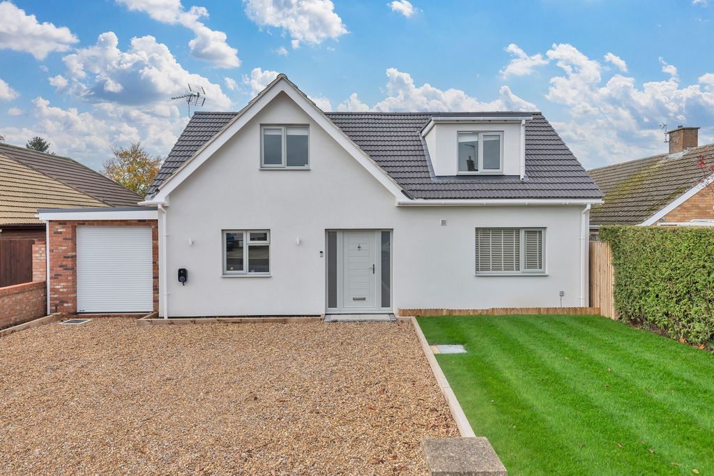 Property photo 1 of 29