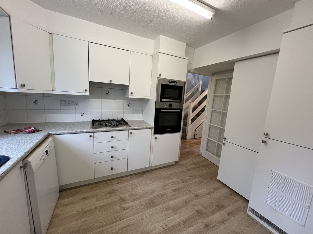 Property photo 3 of 21 Img_7233