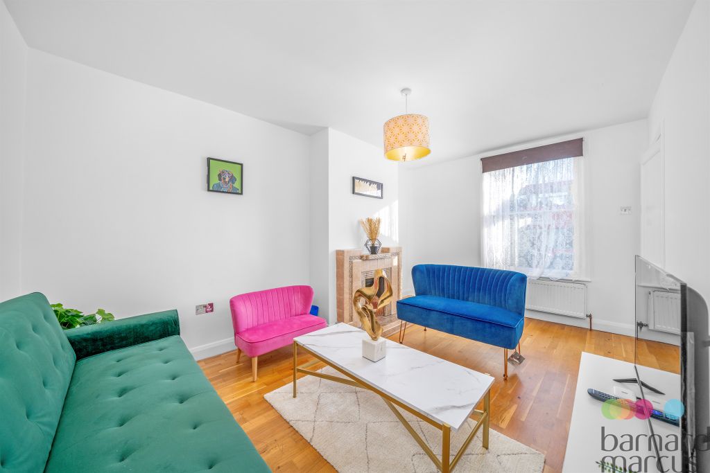 Property photo 3 of 19