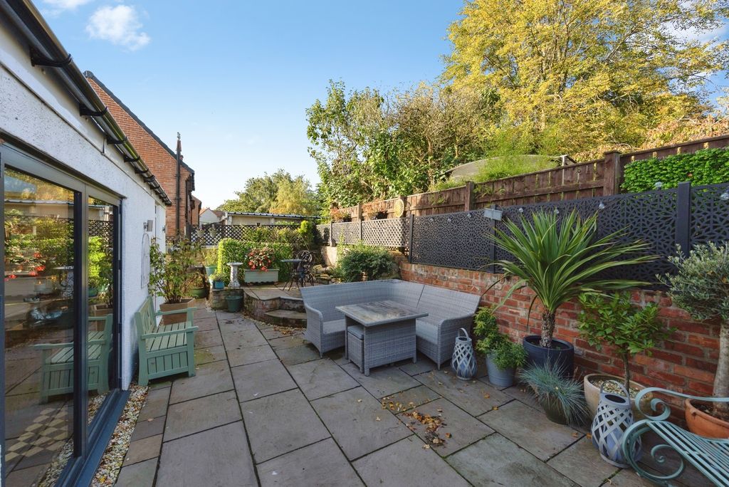 Property photo 3 of 18 Pbox-Img.Jpg