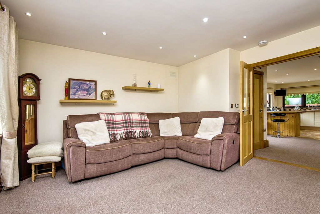 Additional image 6 of 3 bed detached house for saleKing Street, Freuchie, Cupar KY15