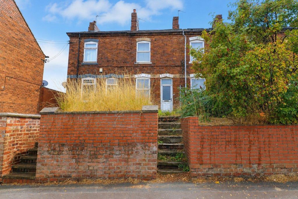 Property photo 1 of 8