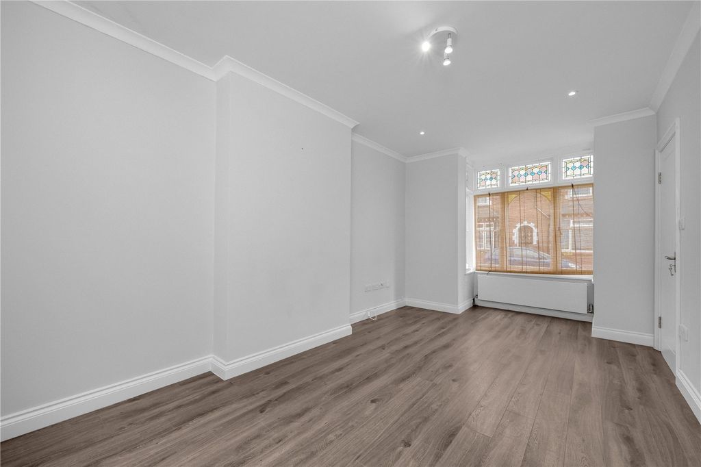 Property photo 3 of 12 Reception Room