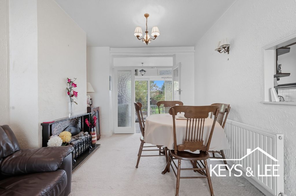 Property photo 3 of 15 4517786