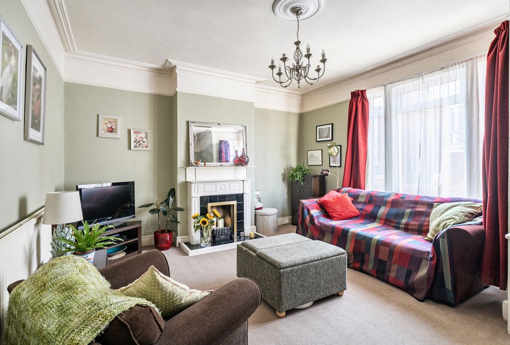 Property photo 2 of 20 1487201 (1).Jpg