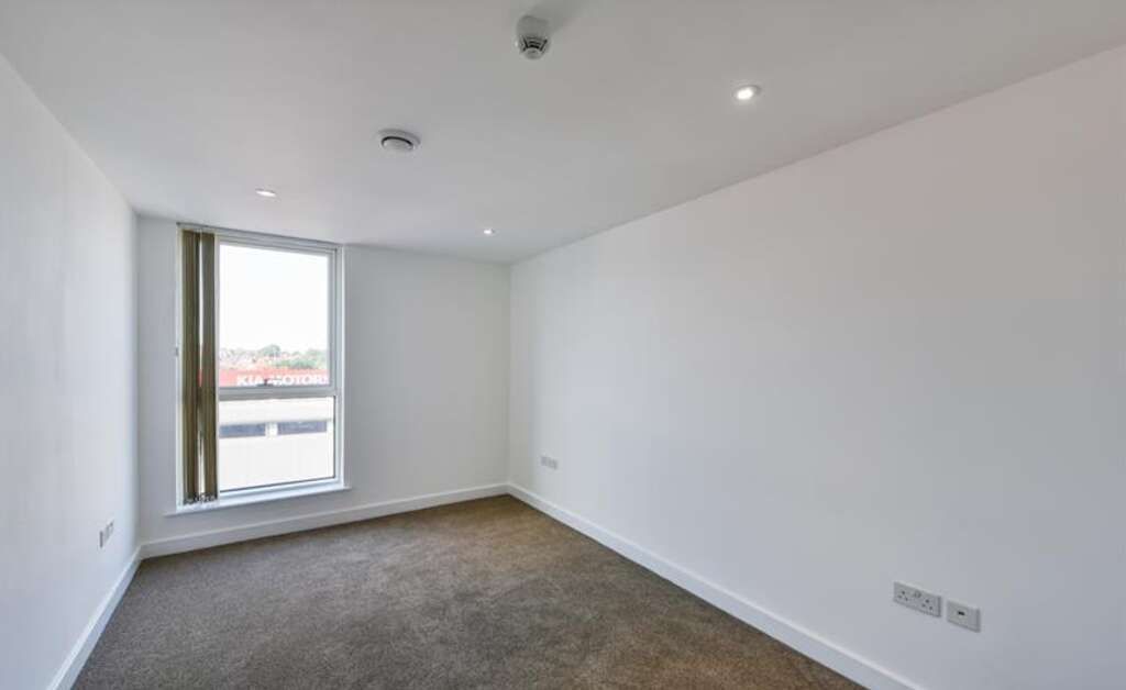 Property photo 3 of 5