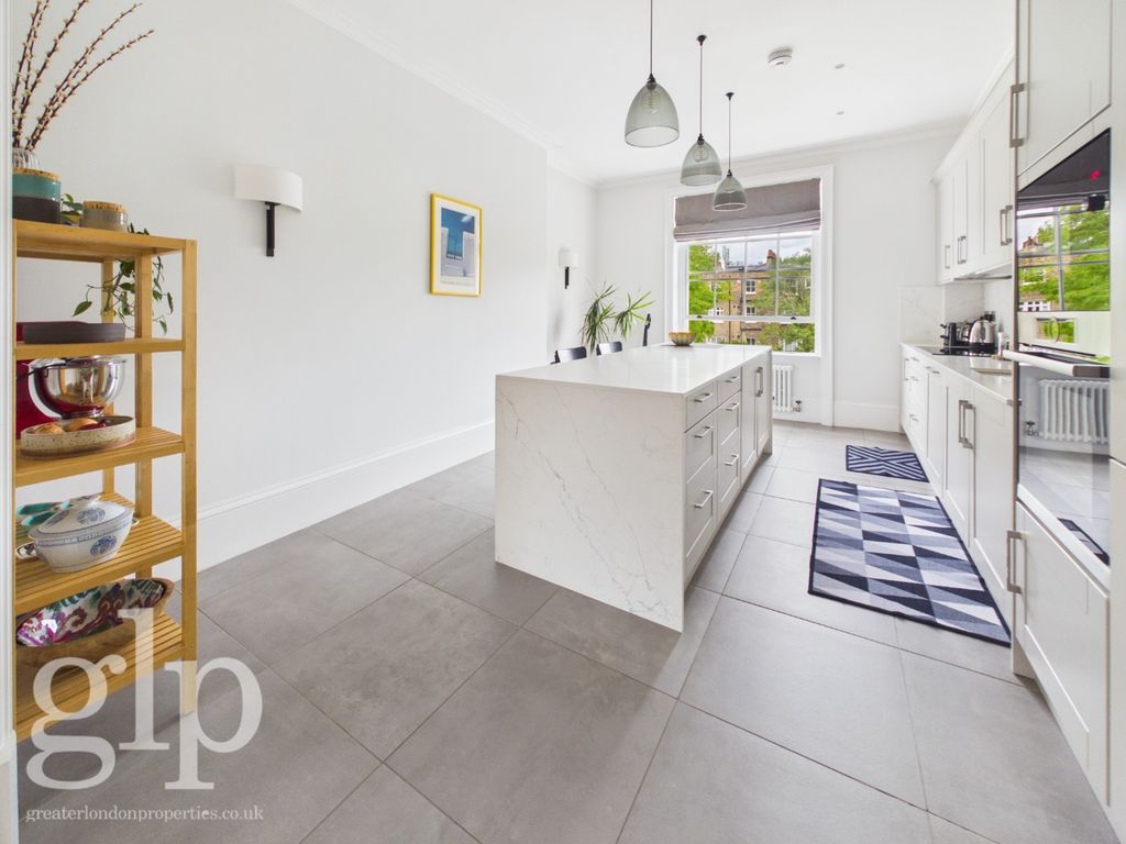 Property photo 2 of 29 5564926