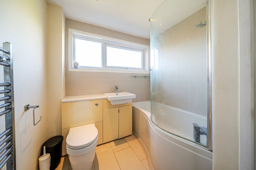 Property photo 3 of 12 Picture No. 24