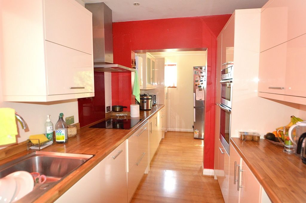 Property photo 2 of 5 Picture No. 03