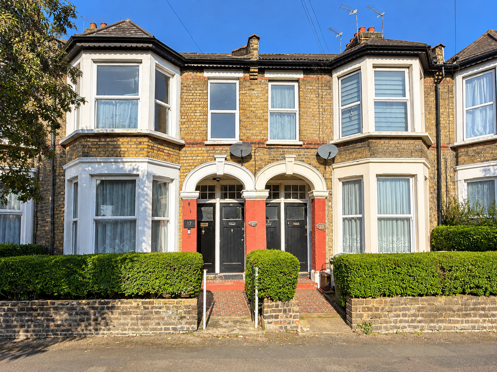 Property photo 1 of 9