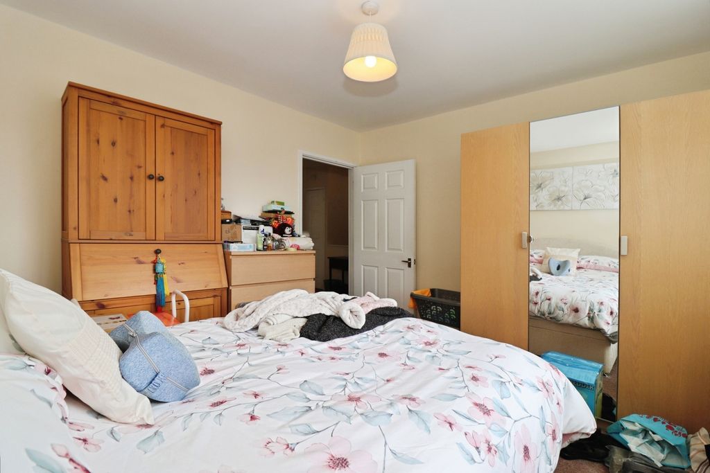 Property photo 3 of 11 Pbox-Img.Jpg