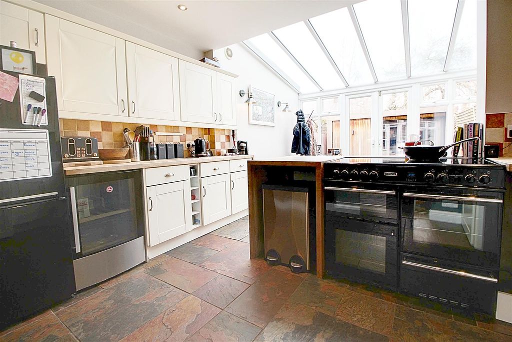 Property photo 3 of 19 Img_3632-Img_3634.Jpg