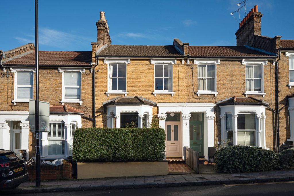 Property photo 2 of 32 325169 - 1.Jpg