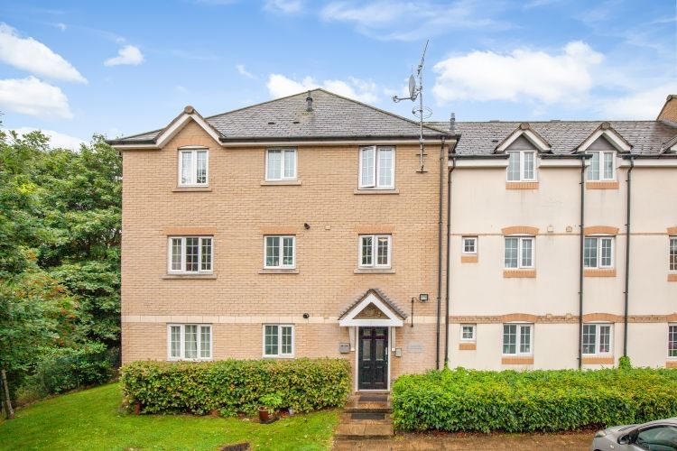 Property photo 1 of 7 167752