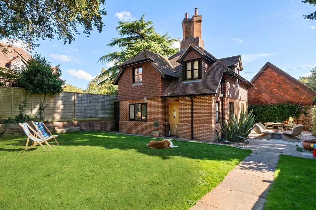 Property photo 1 of 19