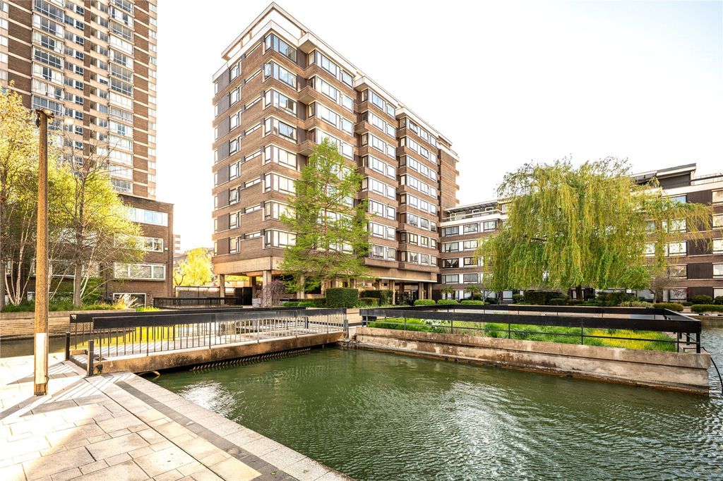 Property photo 2 of 11 Picture No. 15