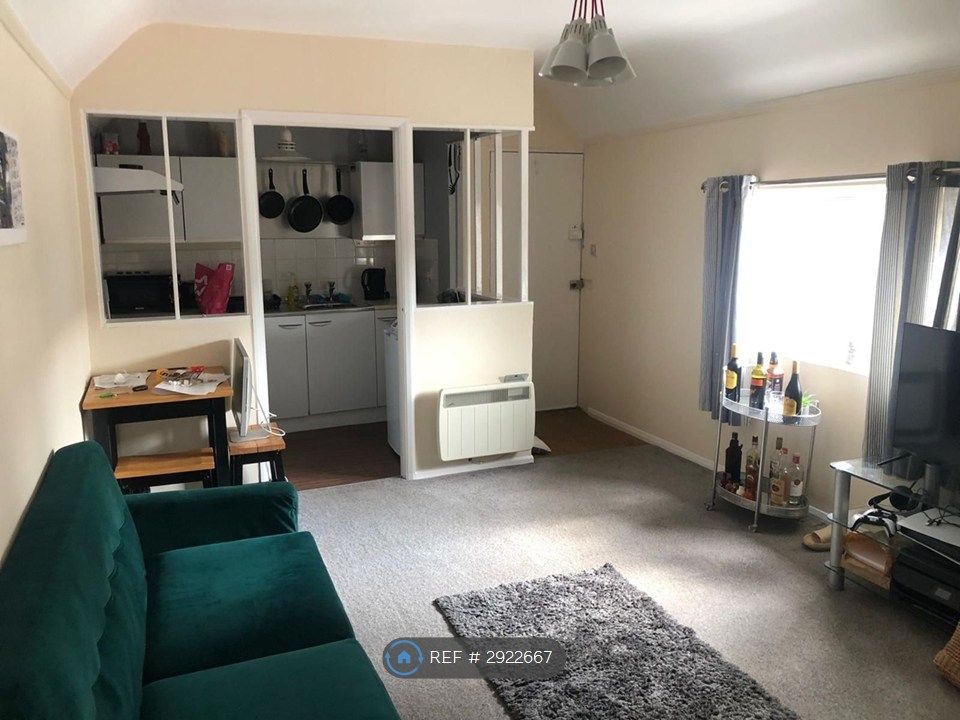 Property photo 3 of 7
