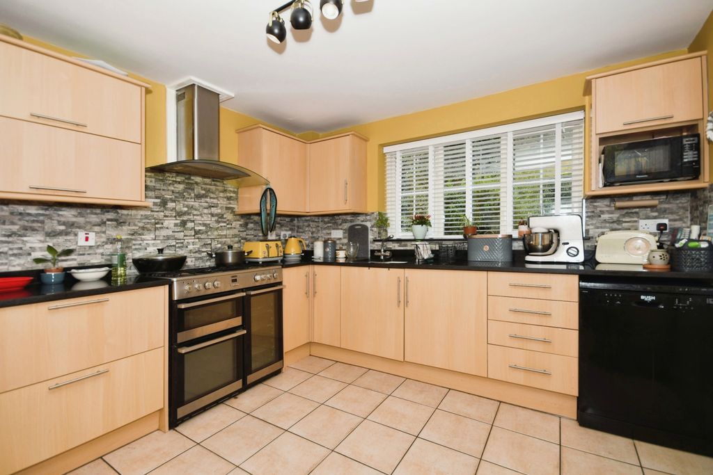 Property photo 3 of 17 Photography
