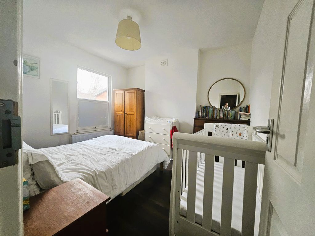 Property photo 3 of 7