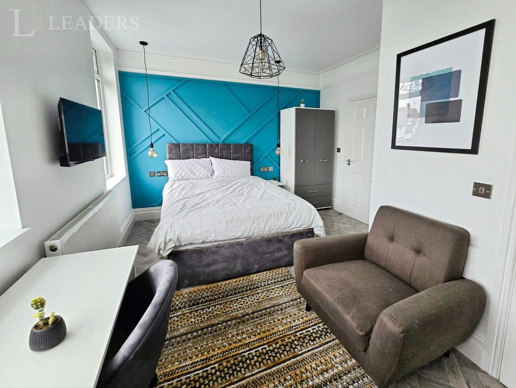 Property photo 1 of 7 Pbox-Img.Jpg