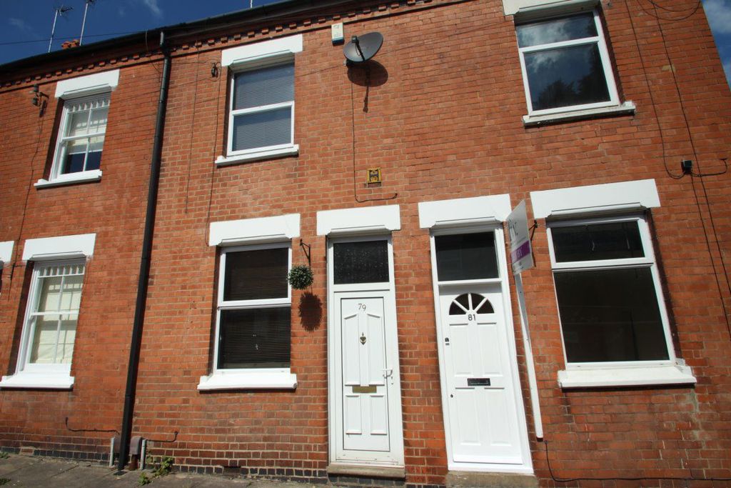 Property photo 2 of 19