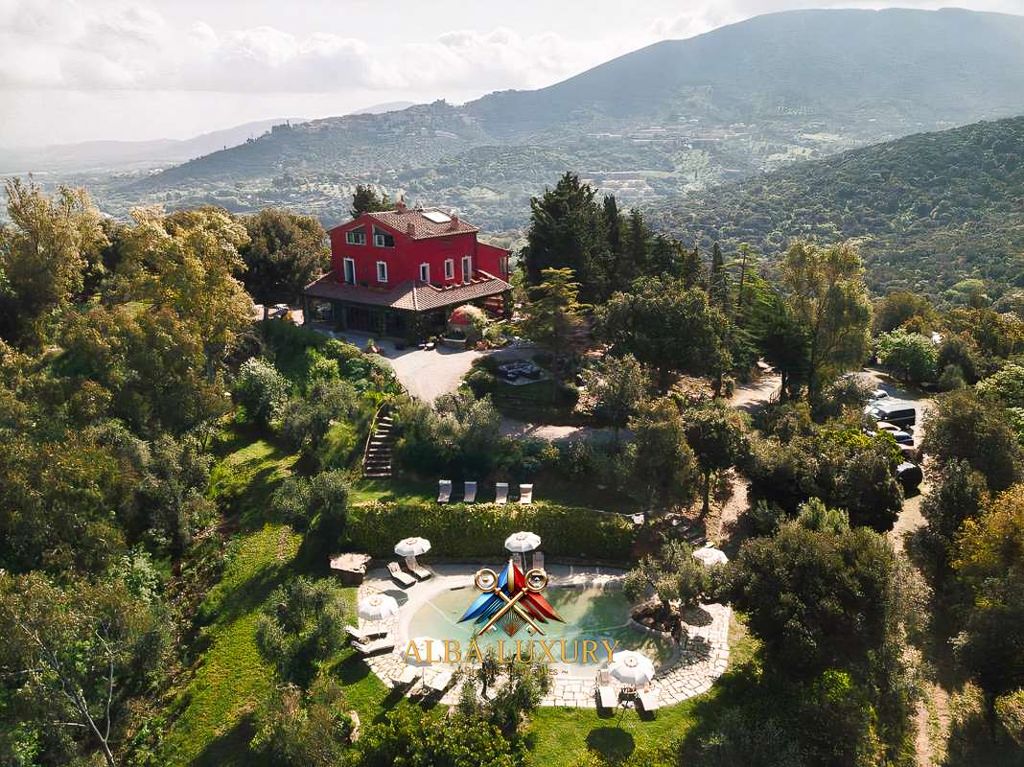 Property photo 1 of 28