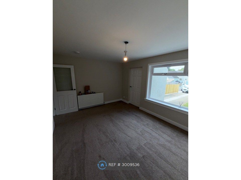 Property photo 3 of 35
