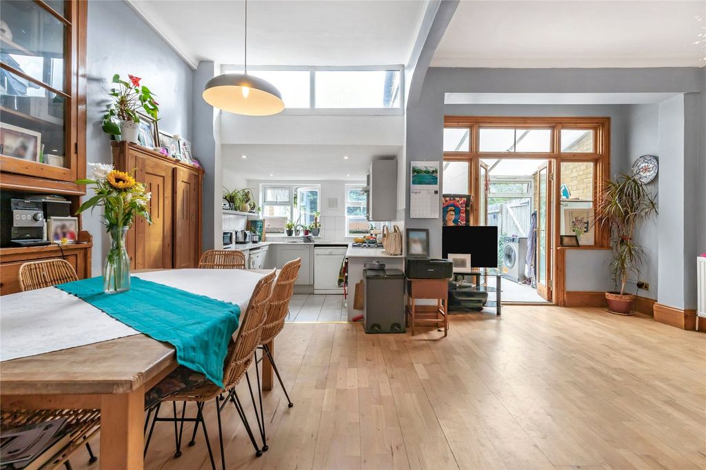 Property photo 1 of 18 Picture No. 19