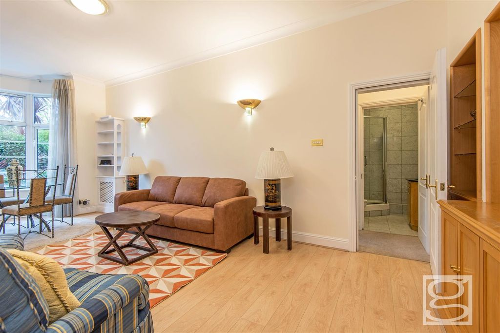 Property photo 2 of 17 40157_Hi-Res(5).Jpg