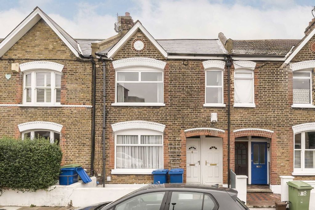 Property photo 1 of 7