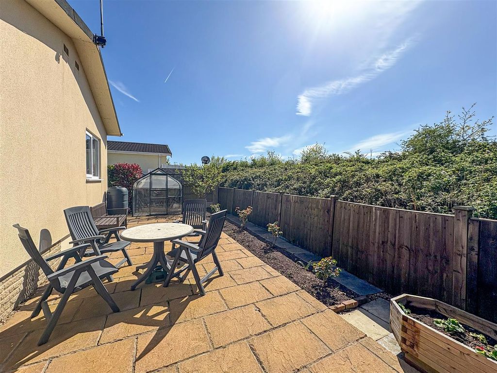 Property photo 2 of 16 Image00011.Jpg