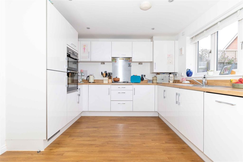 Property photo 2 of 19 Snapdragon-6.Jpg