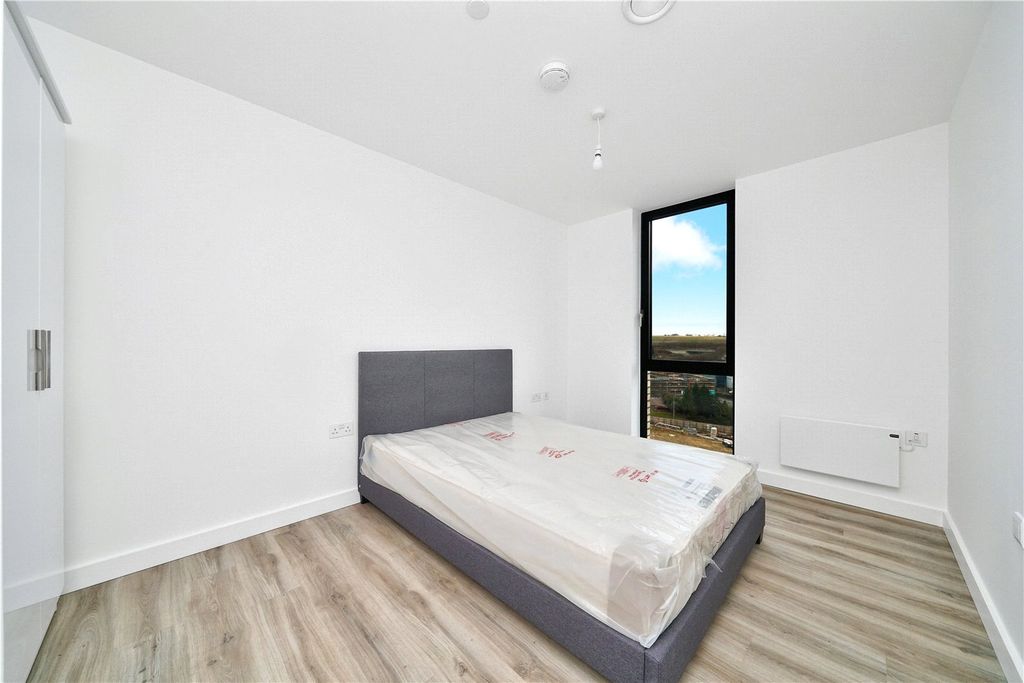 Property photo 3 of 6 Picture No. 05