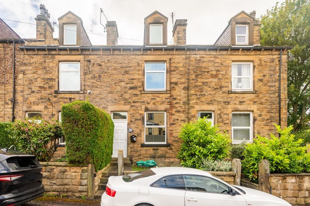 Property photo 1 of 18