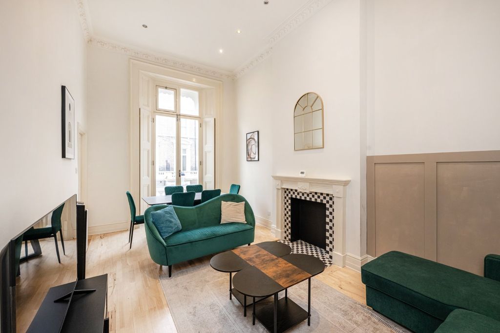 Property photo 2 of 13 Picture No. 12