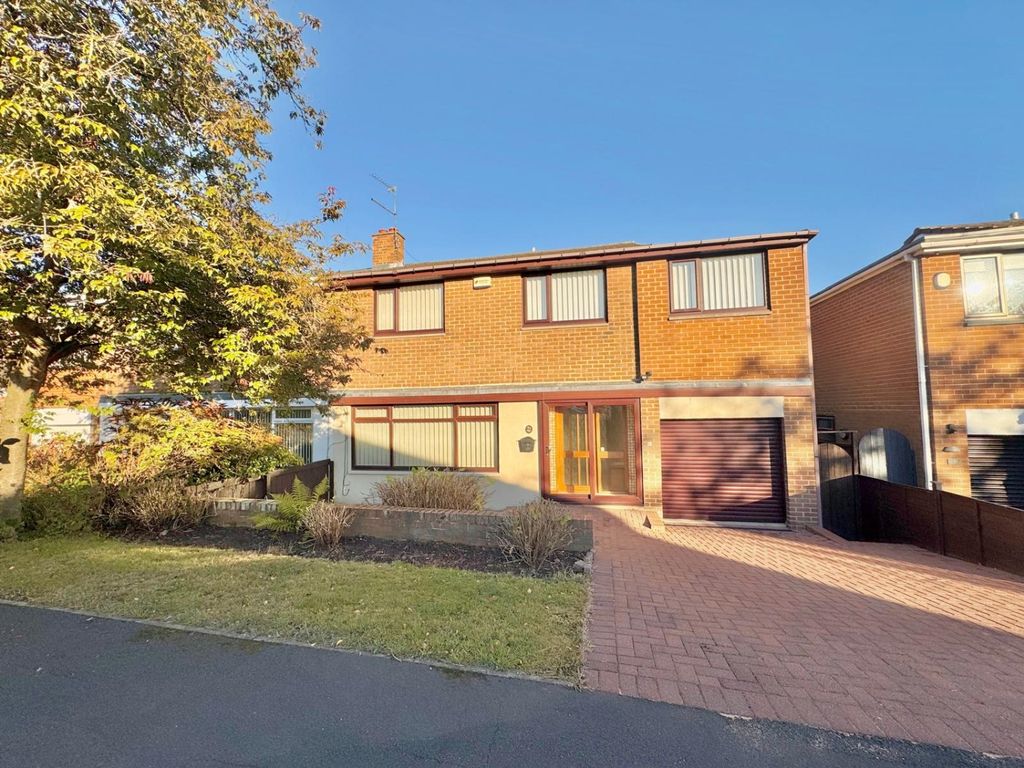 Property photo 1 of 24 00578197-5ce8-432F-A37c-5Abdb140Eb76