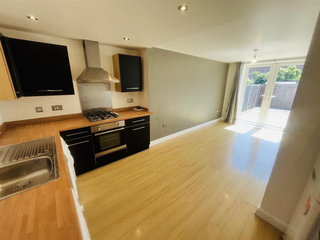 Property photo 3 of 6 Img_2514.Jpeg