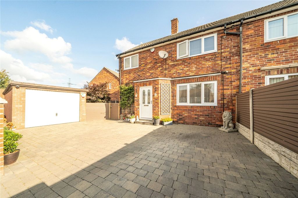 Property photo 1 of 21 Picture No. 32