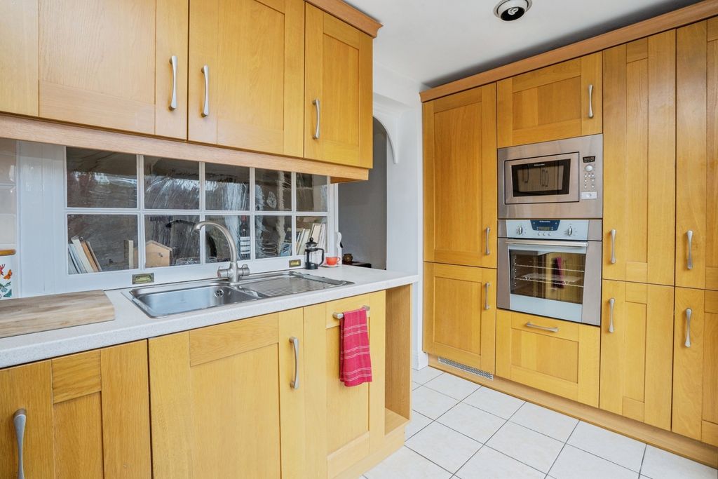 Property photo 3 of 16 Pbox-Img.Jpg